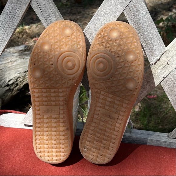 Adidas Samba OG, Hard to Find Neutral Color Size 6 - Picture 7 of 9